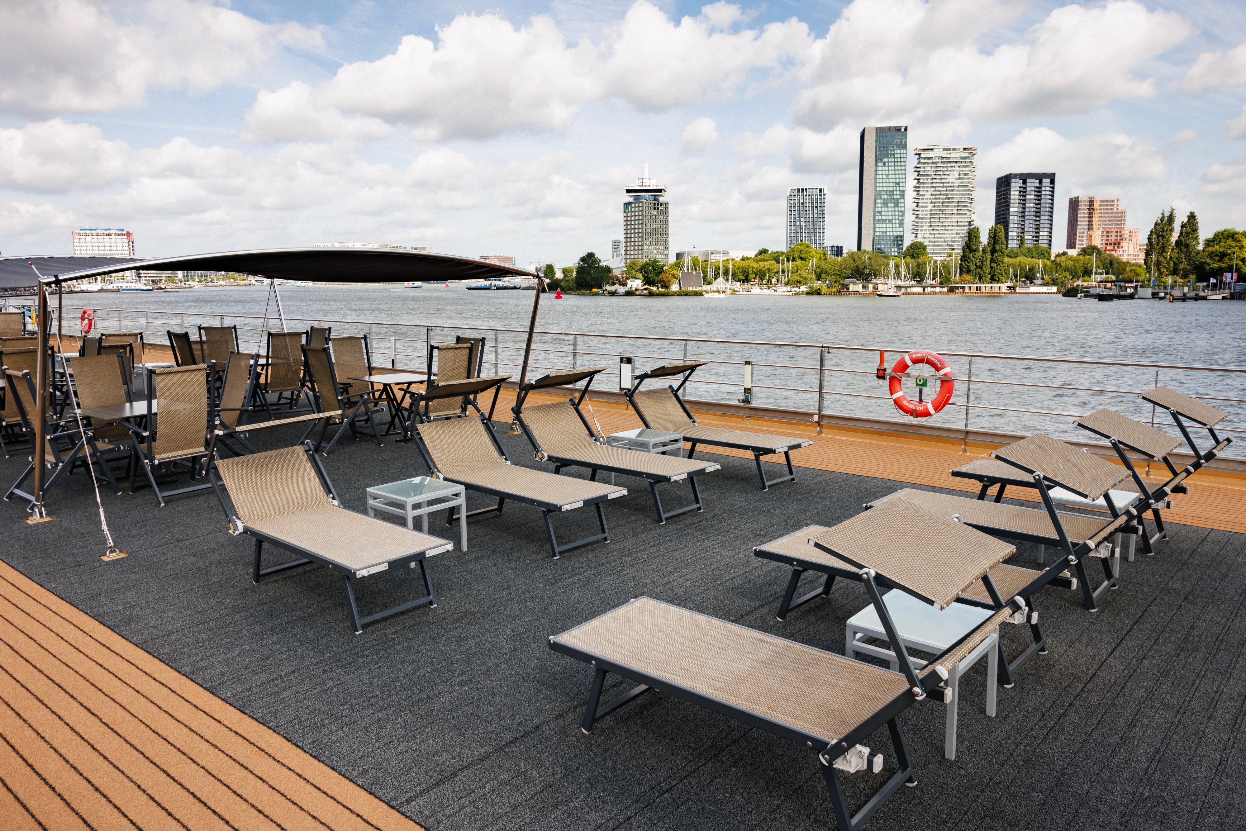 Avalon Panorama - Sky Deck